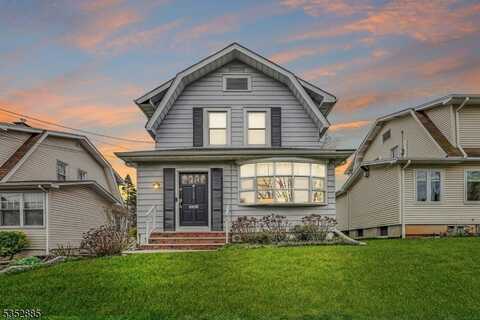 125 Highfield Ln, Nutley, NJ 07110