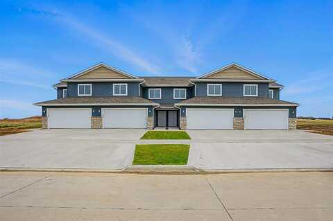 1918 Croell Ave, Tiffin, IA 52340