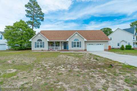 209 Star Gazer Court, Richlands, NC 28574
