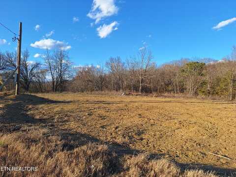 685 Weems Chapel Rd, Mosheim, TN 37818