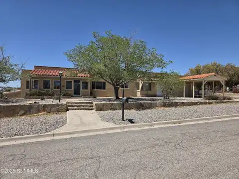 906 Kopra Street, Truth or Consequences, NM 87901