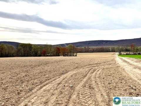 9170 N Loop Road, Washington, PA 18080