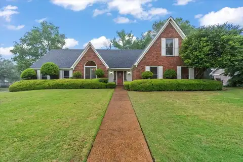 9400 MORNING WOODS, Memphis, TN 38016