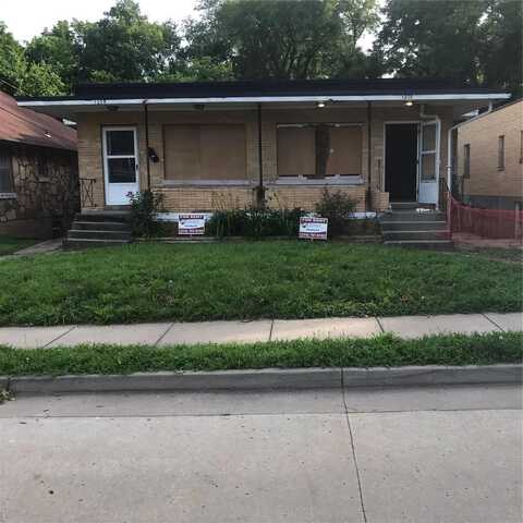 1205 W McCarty Street, Jefferson City, MO 65109