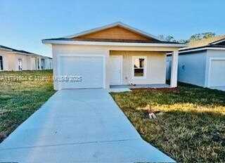 1429 Las Villas Blvd, Sebring, FL 33870