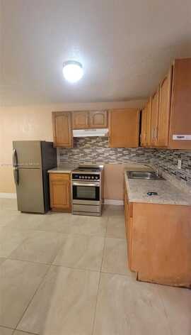 5001 NW 23rd St, Lauderhill, FL 33313