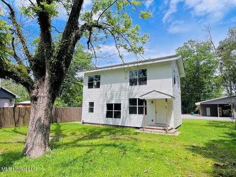 308 W Beers Street, Poplarville, MS 39470