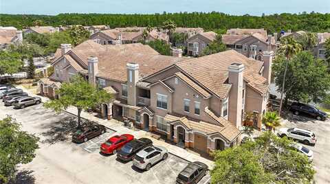 18017 VILLA CREEK DRIVE, TAMPA, FL 33647