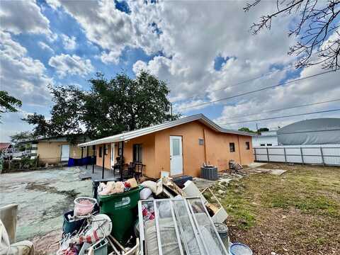 2467 NW 103RD STREET, MIAMI, FL 33147
