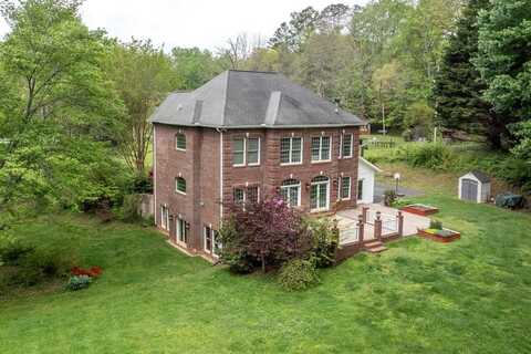 305 Hwy 175, HAYESVILLE, NC 28904