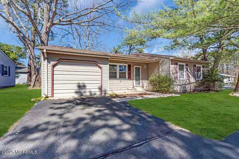 40 Norwalk Avenue, Whiting, NJ 08759