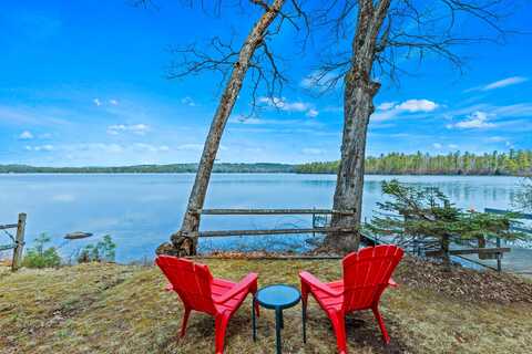 25 - 26 Mass Avenue, Raymond, ME 04071
