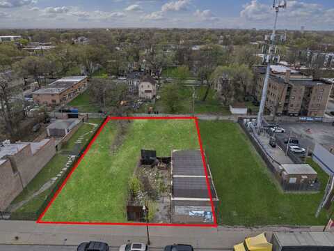 7018 S Stony Island Avenue, Chicago, IL 60649