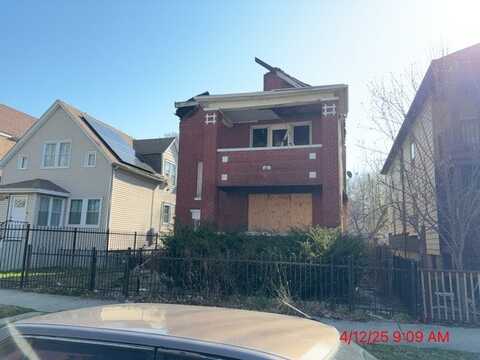 8241 S Saginaw Avenue, Chicago, IL 60617