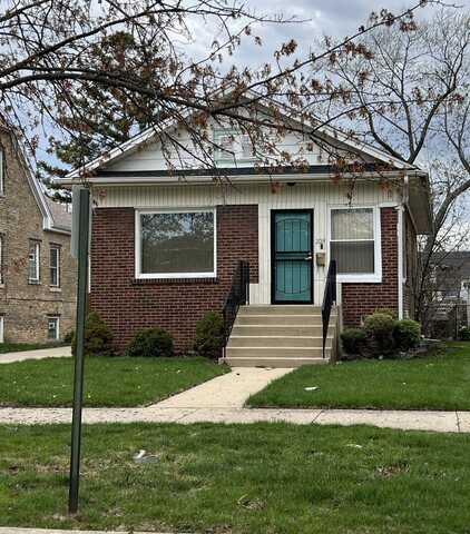 2014 S 7th Avenue, Maywood, IL 60153