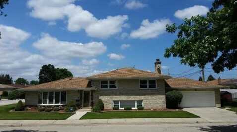 8618 W Wilson Avenue, Chicago, IL 60656