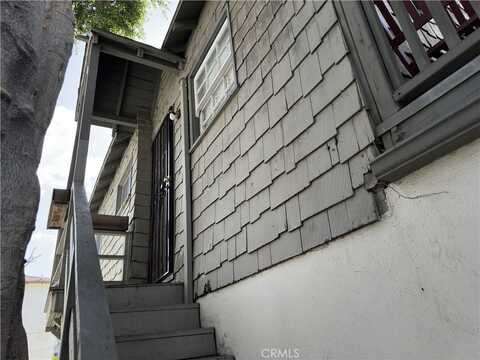 11046 Otsego Street, North Hollywood, CA 91601