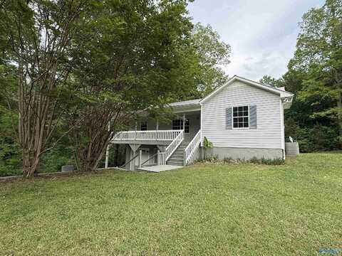 45 County Road 1424, Vinemont, AL 35179