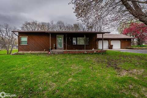 312 S Main Street, Montour, IA 50173