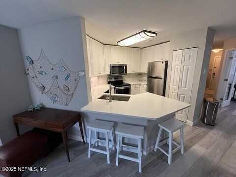17 ARBOR CLUB Drive, Ponte Vedra Beach, FL 32082