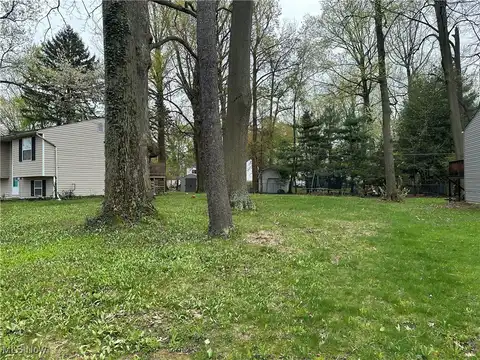 Maxwell Drive, Madison, OH 44057