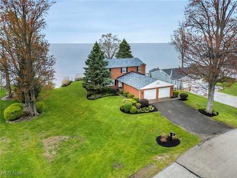 5855 Shore Drive, Madison, OH 44057