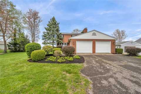 5855 Shore Drive, Madison, OH 44057