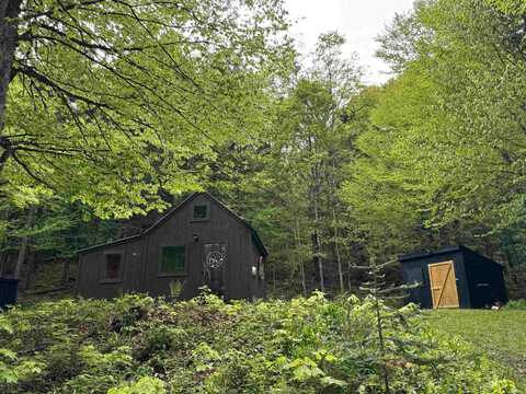 233 Brook Road, Chelsea, VT 05038