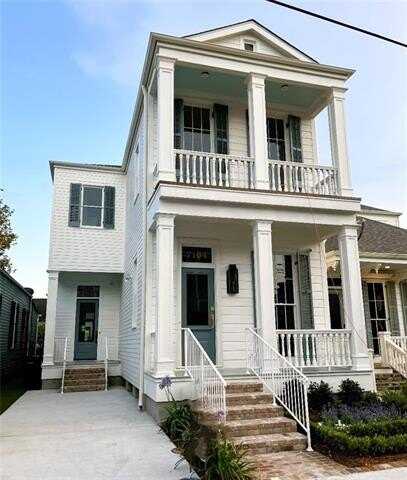 7104 COLISEUM Street, New Orleans, LA 70118