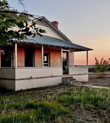 1029 W Caa St, Marfa, TX 79843