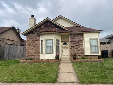2127 Lonnie Lane, Moore, OK 73170