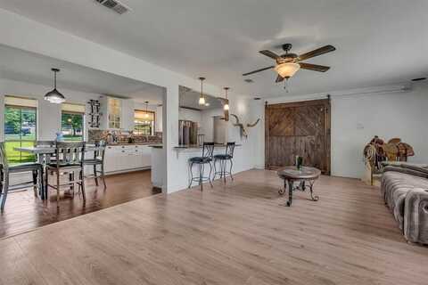 104 Willow Lake Lane, Crandall, TX 75114