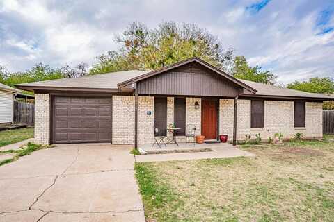 1424 W Torrey Street, Granbury, TX 76048