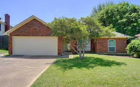 2120 Turf Club Drive, Arlington, TX 76017