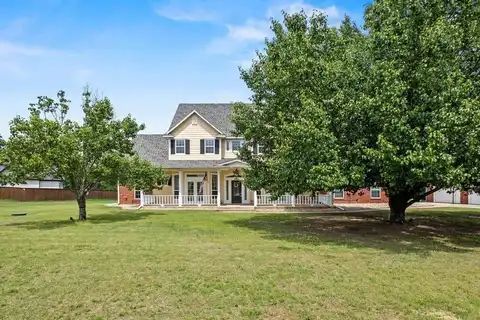 3800 NE 48th Street NE, Paris, TX 75462
