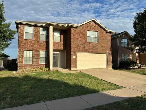10773 Braemoor Drive, Fort Worth, TX 76052