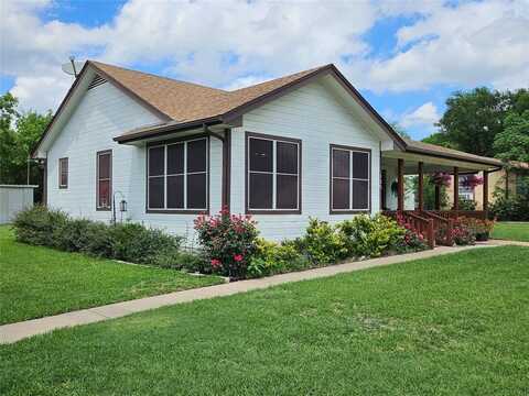 125 Private Road 1317, Morgan, TX 76671