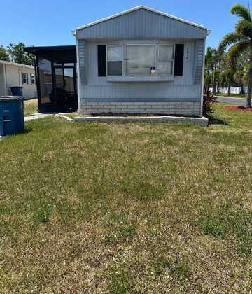 8818 Lochmoor Rd, Tampa, FL 33635