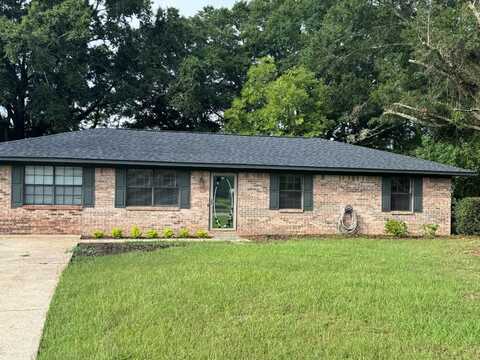 203 Tracey Cir, Enterprise, AL 36330