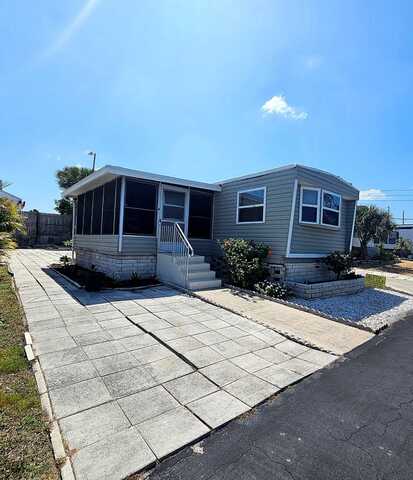799 E Klosterman Rd, Tarpon Springs, FL 34689