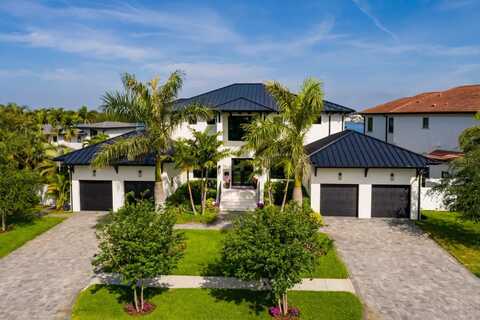 389 BAYVIEW DRIVE NE, Saint Petersburg, FL 33704