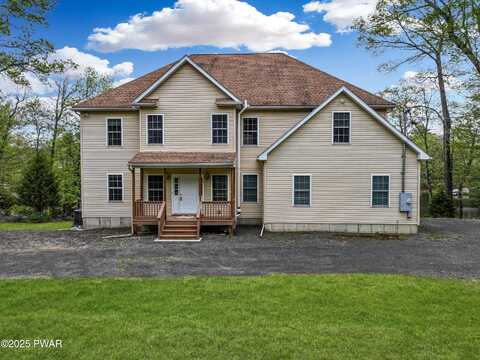 129 Lakewood Drive, Dingmans Ferry, PA 18328