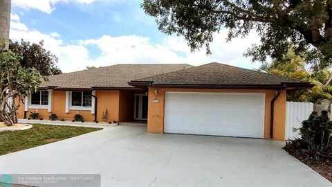 721 SW 96th Ave, Pembroke Pines, FL 33025