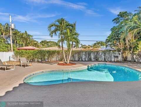 504 SE 6th Ave, Deerfield Beach, FL 33441