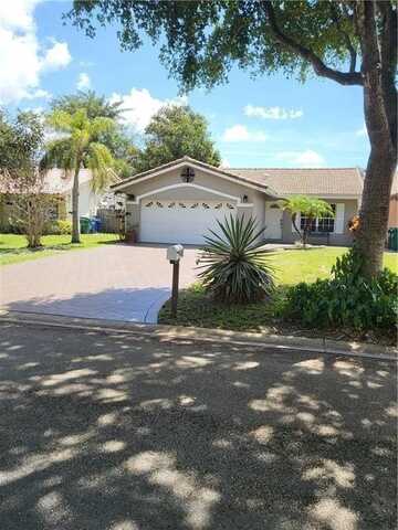 1499 NW 97th Ter, Coral Springs, FL 33071
