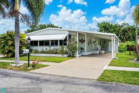 261 NW 52nd Ct, Deerfield Beach, FL 33064