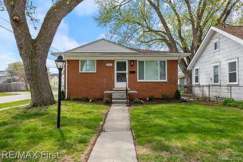 305 W HARWOOD Avenue, Madison Heights, MI 48071