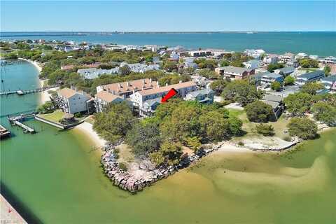 831 Little Bay Avenue, Norfolk, VA 23503
