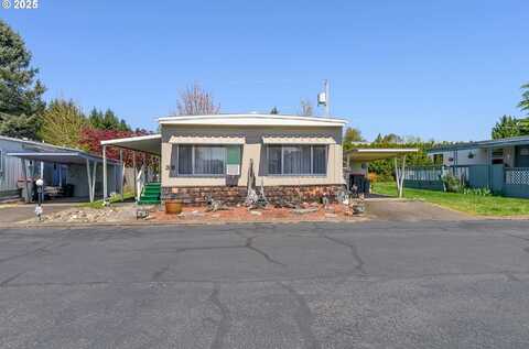 1501 SW BAKER ST, McMinnville, OR 97128