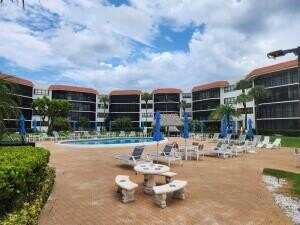 800 Jeffery Street, Boca Raton, FL 33487
